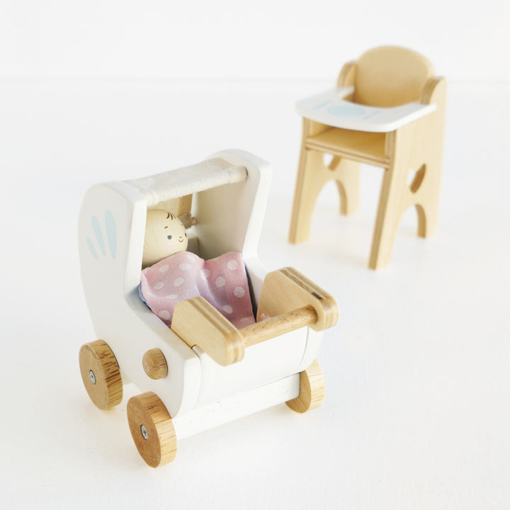 Le Toy Van Doll House Nursery Set