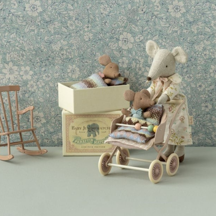 Maileg - Sleepy Wakey Baby Mouse In A Matchbox, Rose