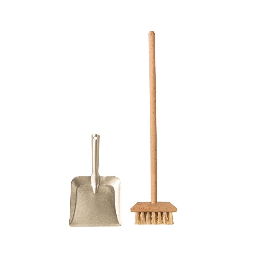Maileg - Miniature Broom Set