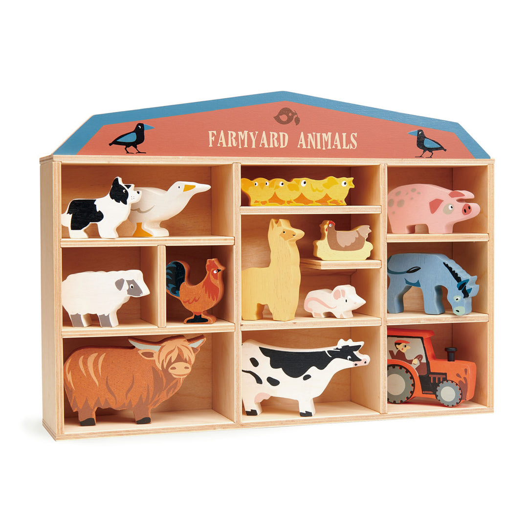 13 Wooden Farmyard Animals + Shelf